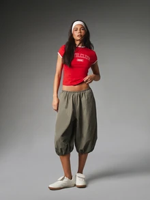 MISSGUIDED Ath Club 2026 Varsity Text Crop T-Shirt With Contrast White Ringer Trim Crew Neck Short Sleeve Slim Fit Tee - Red - View 4