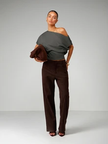 MISSGUIDED Off Shoulder Asymmetric Draped Crop Top With Short Sleeves And Ruched Waist Detail For Date Night And Holiday Parties - Dark Grey - View 3