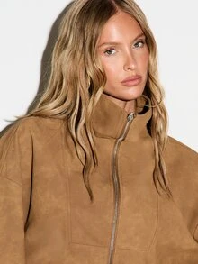KIZN Jaket Bomber Suede Pendek Ukuran Besar dengan Kerah Tegak, Resleting Penuh, dan Lengan Balon, Pakaian Luar Musim Gugur dan Musim Dingin - Coklat - View 5