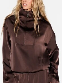KIZN Atasan Pullover Oversized Satin dengan Resleting Setengah, Kerah Tegak, dan Saku Tempel, Sentuhan Halus Mewah, Cocok untuk Musim Gugur dan Musim Dingin. - Coffee Brown - View 4