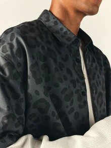 SUMWON Oversized Short Sleeve Leopard Print Button-Up Shirt With Point Collar All Over Animal Print Pattern Casual Summer Holiday Style - Dark Green - View 5
