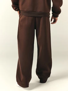SUMWON Wide Leg Sweatpants With Drawstring Waist And Script Logo Embroidery Relaxed Fit Fleece Joggers For Fall Winter - Brown - View 2