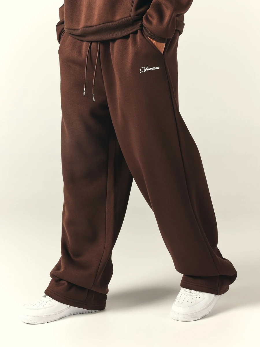 SUMWON Wide Leg Sweatpants With Drawstring Waist And Script Logo Embroidery Relaxed Fit Fleece Joggers For Fall Winter - Brown - View 1
