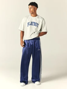 PLAYBOY X SUMWON Áo thun dáng boxy lửng cổ tròn, in chữ Varsity Arch phía trước và logo thỏ oversized phía sau, món đồ thiết yếu mùa hè - Xám - Xem 3