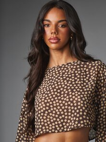MISSGUIDED Polka Dot Bell Sleeve Crop Blouse With Open Back Tie Detail Boat Neck Flowy Chiffon Summer Night Out Top - Multicolor - View 5