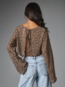 MISSGUIDED Polka Dot Bell Sleeve Crop Blouse With Open Back Tie Detail Boat Neck Flowy Chiffon Summer Night Out Top - Multicolor - View 2