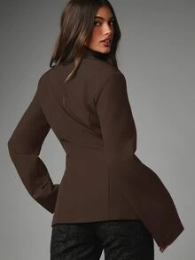 MISSGUIDED Deep V-Neck Collarless Blazer With Hook-And-Eye Front Closure, Structured Shoulders And Cinched Waist - Brown - View 6