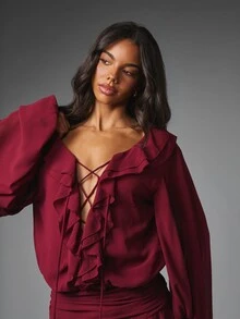 MISSGUIDED Gaun Mini Berenda dengan Detail Ruffle dan Tali Pengikat, Leher V Dalam, Lengan Lonceng, dan Pinggang Berkerut, Siluet Pas dan Mengembang, Cocok untuk Pesta Malam Hari - Merah - View 3