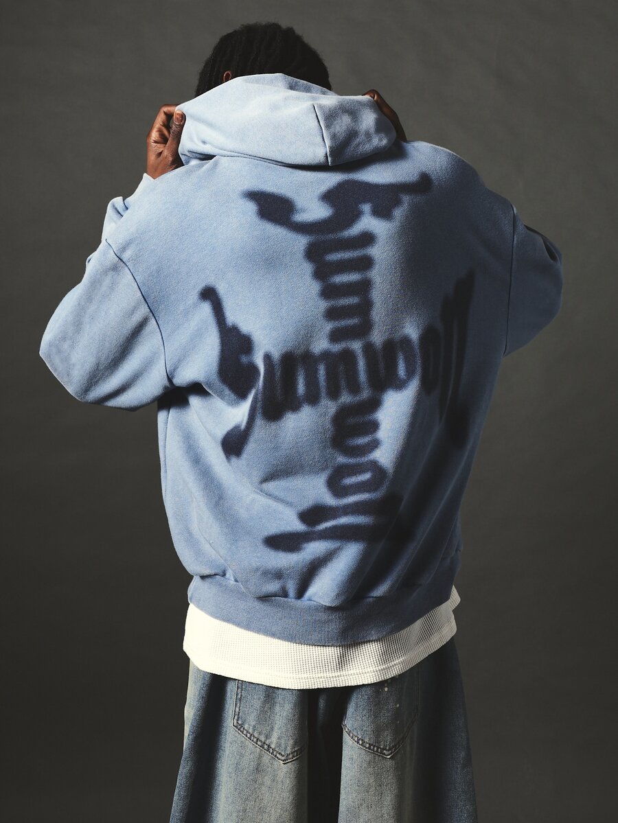 SUMWON Oversized Washed Hoodie With Gothic Script Back And Sleeve Print Pullover Sweatshirt Fall Winter Streetwear - Blue - View 1