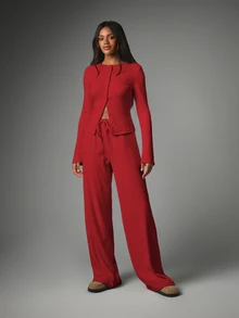 MISSGUIDED Ribbed Knit Co-Ord Set With Button-Up Cropped Cardigan And Wide-Leg Drawstring Palazzo Pants For Fall Winter Holiday Festive Occasions - Red - View 3