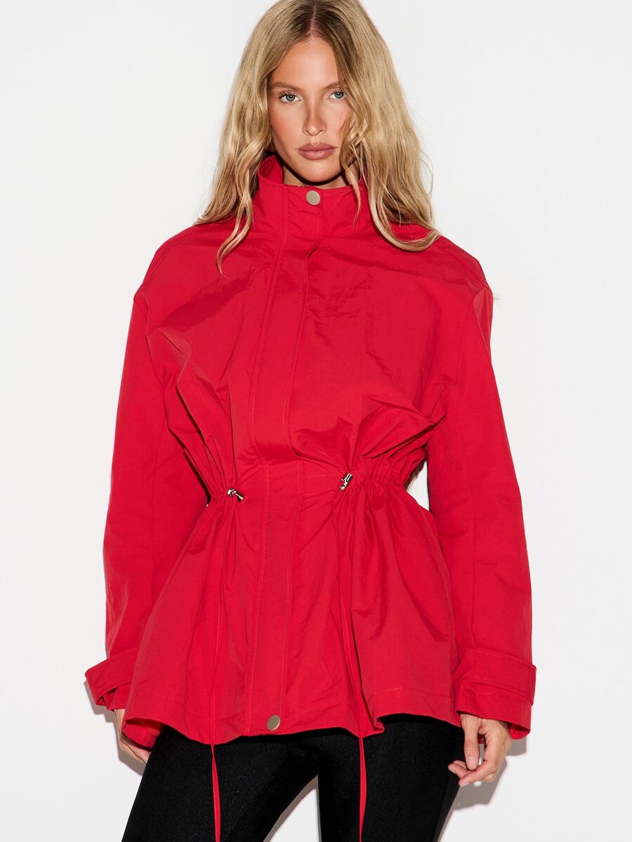 KIZN Jaket Windbreaker Merah Mencolok dengan Tali Serut di Pinggang, Kerah Tegak, Detail Kancing Jepret, Siluet Ramping, Lengan Panjang, Pakaian Luar Musim Semi - Merah - View 1