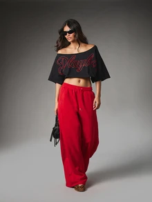 Missguided x Playboy Off-Shoulder Oversized Crop T-Shirt With Script Logo Print Front Summer Festival Statement Top - Black - View 4