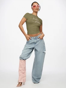 SUMWON WOMEN Fitted Crop Top With Cursive Video Vixen Script Print, Round Neck Short Sleeve Cotton Stretch Baby Tee, Spring Summer Essential - Khaki - View 7