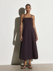 KSTM Gaun Midaxi Model Fit and Flare dengan Leher Persegi dan Tali Bahu Tipis, Bagian Atas Berpanel dan Rok Penuh, Cocok untuk Acara Malam atau Tamu Pernikahan - Purple - View 3