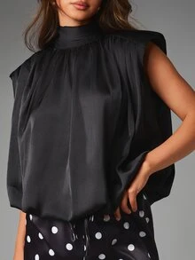 MISSGUIDED Celana Pendek Mini Satin Hitam Motif Polkadot dengan Hiasan Renda di Bagian Bawah dan Tali Serut di Pinggang untuk Pesta Musim Panas dan Liburan, Gaya Vintage yang Chic - Hitam - View 4
