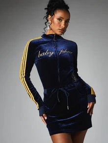 BABYPHAT Gaun Mini Beludru dengan Logo Bordir Emas, Leher Tinggi, Resleting Depan, Lengan Bergaris Kontras, Pinggang Ramping, Siluet Bodycon - Royal Blue - View 1