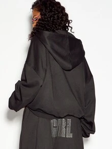 SUMWON WOMEN Jaket Sweatshirt Kasual Lengan Panjang Model Boxy Fit Oversized dengan Resleting Penuh dan Detail Logo Bertabur Rhinestone Perak - Hitam - View 6