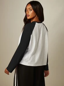 MISSGUIDED Long Sleeve Raglan T-Shirt With Contrast Color Block Sleeves Round Neck Crew Neck Relaxed Fit Casual Everyday Top - Black - View 4