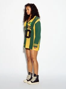 SUMWON WOMEN Atasan Sweater Rajut Oversize dengan Patch Bendera Brasil, Leher V, Lengan Panjang, Garis Vertikal, dan Aplikasi Nomor Gaya Varsity untuk Musim Piala Dunia - MultiWarna - View 4