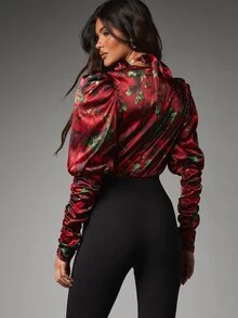 MISSGUIDED Bodysuit Satin Motif Bunga dengan Leher V Dalam, Bahu Mengembang, Lengan Panjang Berkerut, dan Detail Kalung Mawar untuk Pesta Liburan - MultiWarna - View 3