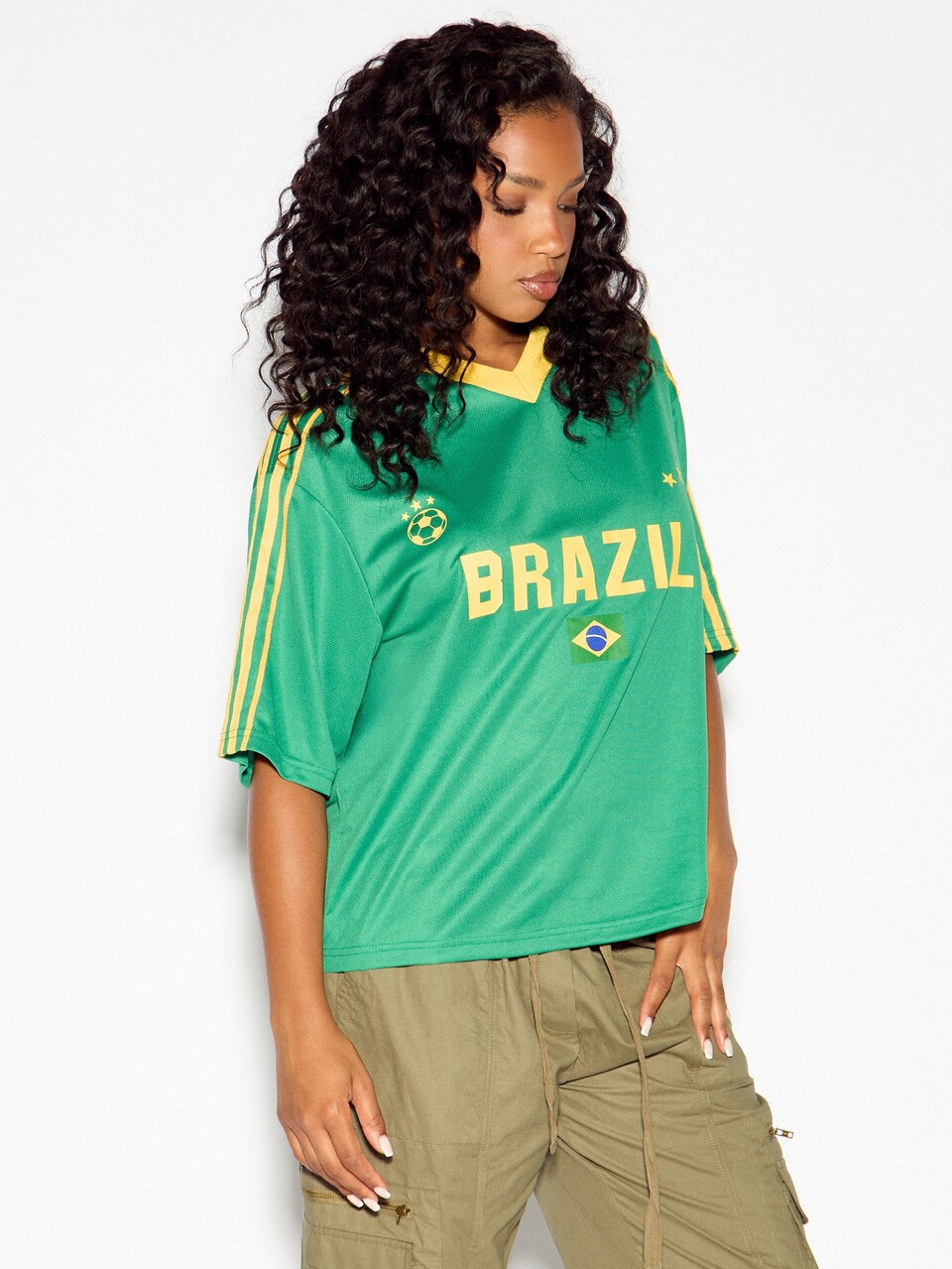 SUMWON WOMEN Boxy Fit Brazil Soccer Jersey Oversized Mesh V-Neck Short Sleeve Football Top With Yellow Stripe Detail And Flag Graphic World Cup Fan Tee