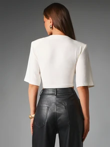 MISSGUIDED Atasan Crop Top Korset Terstruktur dengan Panel Tulang Penyangga dan Kerah Bulat Berkerut Bentuk Hati, Lengan Pendek, Atasan untuk Acara Malam Musim Panas - Putih - View 2