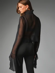 MISSGUIDED Blus Chiffon Transparan Berkerut di Bagian Depan, Kerah Tinggi, Lengan Lonceng, Hem Tinggi-Rendah dengan Hiasan Rumbai, Atasan Pesta Malam yang Elegan - Hitam - View 2