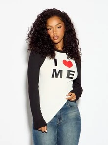 SUMWON WOMEN Atasan Crop Top Lengan Panjang Raglan Blok Warna dengan Slogan "I Love Me", Leher Bulat, dan Lengan Pas, Kaos Pernyataan Cinta Diri untuk Hari Valentine - Hitam dan Putih - View 1