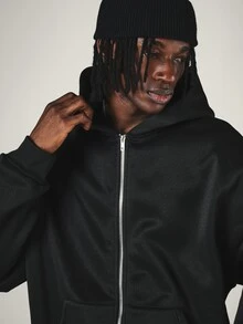 SUMWON Club Oversized Full-Zip Hoodie With Script Logo Back Print And Centre Pocket Fall Winter Streetwear - Black - View 4