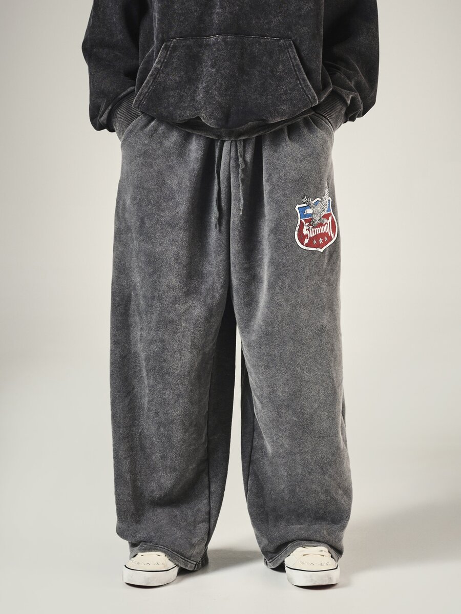 SUMWON Eagle Shield Graphic Wide Leg Sweatpants Acid Washed Drawstring Waist Streetwear Baggy Fleece Trousers Fall Winter - Black - View 1