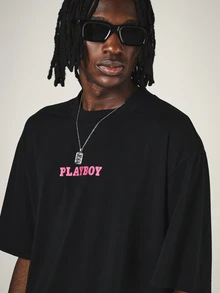 PLAYBOY X SUMWON Crop Fit Oversized Black Graphic T-Shirt With Crew Neck Short Sleeve And Your Favourite Red Flag Slogan Back Print - Black - View 4