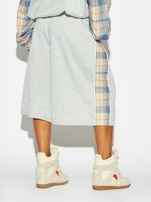 SUMWON WOMEN Oversized Light Grey Fleece Bermuda Shorts With Plaid Side Panel Detail Wide Leg Relaxed Fit Knee Length Summer Casual Shorts - Multicolor - View 4