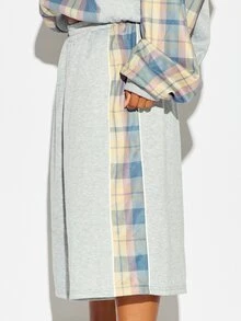 SUMWON WOMEN Oversized Light Grey Fleece Bermuda Shorts With Plaid Side Panel Detail Wide Leg Relaxed Fit Knee Length Summer Casual Shorts - Multicolor - View 3