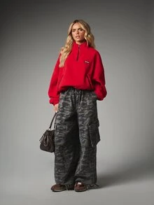 MISSGUIDED Oversized Half-Zip Fleece Sweatshirt With Side Zip Pockets And High Neck Crop Length Winter Essential - Red - View 4