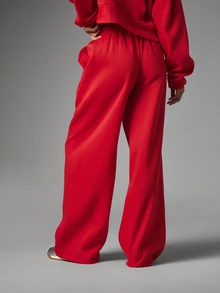 MISSGUIDED Wide Leg Fleece Sweatpants With LA Varsity Applique Detail Drawstring Elastic Waist Side Pockets Full Length Casual Lounge Trousers - Red - View 2