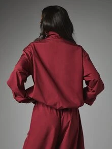 MISSGUIDED Oversized Windbreaker Jacket With Stand Collar Zip Closure Elasticated Cuffs And Hem Autumn Winter Layering Essential - Burgundy - View 2