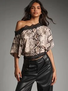 MISSGUIDED Snake Print Off-Shoulder Crop Blouse With Black Lace Trim Batwing Sleeves Satin Finish Party Night Out Summer Top - Multicolor - View 5