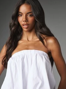 MISSGUIDED Atasan Crop Tanpa Tali dengan Hem Gelembung dan Garis Leher Berkerut, Model Longgar dan Mengalir, Atasan untuk Musim Panas, Festival, Acara Malam, Pesta. - Putih - View 4