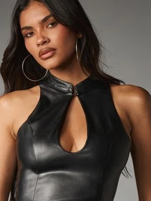 MISSGUIDED Faux Leather Sleeveless Crop Vest Top With High Neck Keyhole Cut-Out Detail And Structured Corset Panels Night Out Party - Black - View 3