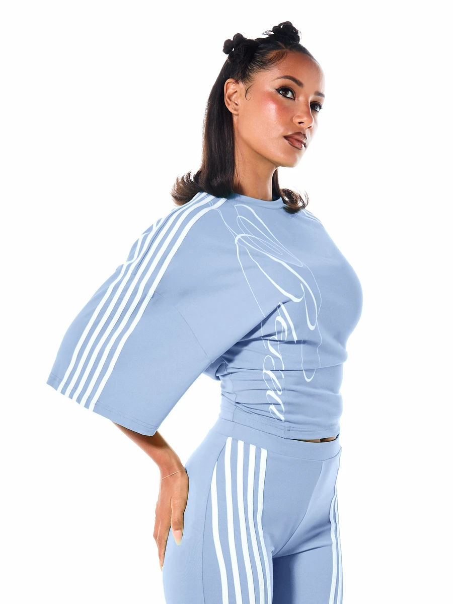 SUMWON WOMEN Oversized Crop Tee With Three-Stripe Detail And Script Logo Print Boxy Fit Round Neck Half Sleeve Casual Top - Baby Blue - View 1