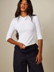 MISSGUIDED Ribbed Crop Top With Three Quarter Sleeves And Crew Neckline Fitted Stretch Knit Everyday Essential Spring Summer Layer - White - View 4