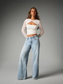 MISSGUIDED Atasan Crop Top Lengan Panjang Berenda Bunga dengan Potongan Putar di Bagian Depan, Garis Leher Bentuk Hati, Blus Semi-Transparan Pas Badan, Cocok untuk Acara Malam Musim Semi - Putih - View 3