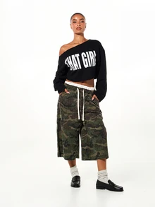 SUMWON WOMEN Oversized Off-Shoulder Crop Sweatshirt With Bold Front Graphic Print And Long Sleeves For Fall Winter - Black - View 5