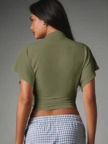 MISSGUIDED Mock Neck Crop Top With Flutter Sleeves And Ruched Waist Detail - Fitted Cropped Tee For Summer And Spring - Army Green - View 5