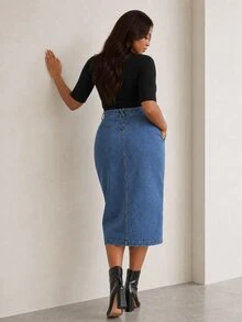 ELLERISSA Plus Size Dark Wash High Waist Button Front Denim Pencil Midi Skirt - Dark Wash - View 2