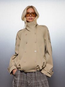 MISSGUIDED Jaket Militer Double-Breasted Ukuran Besar dengan Kerah Tegak, Detail Epaulette, Saku Tempel, dan Hem Elastis untuk Musim Gugur dan Musim Dingin - Unta - View 2