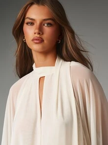 MISSGUIDED Blus berpotongan punggung terbuka dengan kerah tinggi berpotongan lubang kunci dan lengan panjang model sayap kelelawar yang mengalir, serta detail syal ikat yang elegan. - Aprikot - View 2
