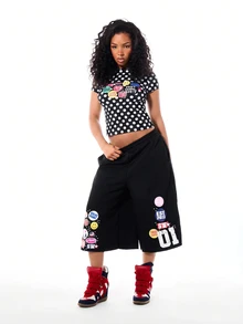 SUMWON Crop Top Bayi Motif Polkadot dengan Kancing Lencana Warna-warni Bergambar Grafis Lengan Pendek Pas Badan Gaya Y2K untuk Festival Musim Panas - Hitam - View 3