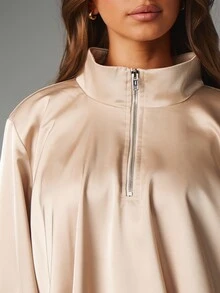 MISSGUIDED Satin Half-Zip Oversized Pullover Top With Stand Collar And Elasticated Cuffs Bubble Hem Luxe Loungewear Party - Beige - View 2