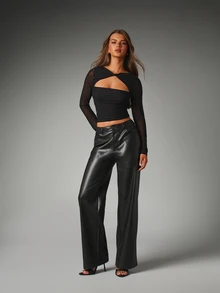 MISSGUIDED Twist Front Cut-Out Crop Top With Sheer Mesh Long Sleeves Ruched Body Fitted Silhouette Night Out Party Style - Black - View 4